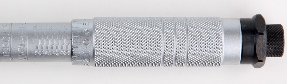 Klucz dynamometryczny 3/8'' 19-110NM