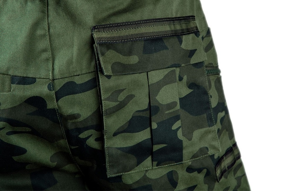 Krótkie spodenki camo XXL
