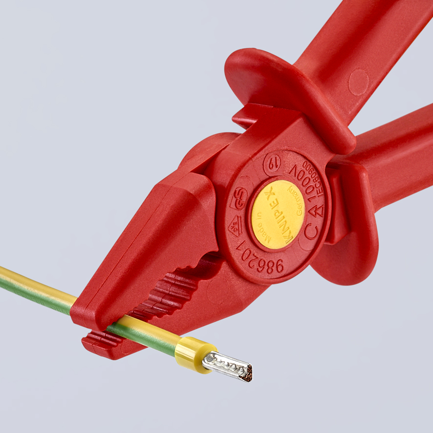 Szczypce płaskie z tworzywa sztucznego izolowane 180mm
