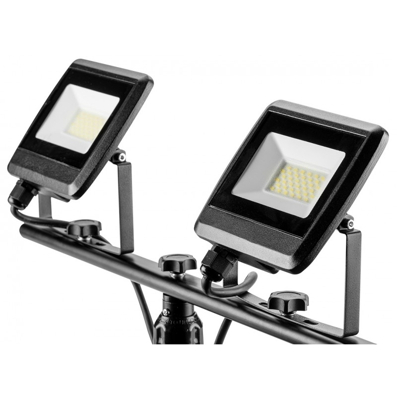 Reflektor podwójny na statywie 2*30W LED 5400LM