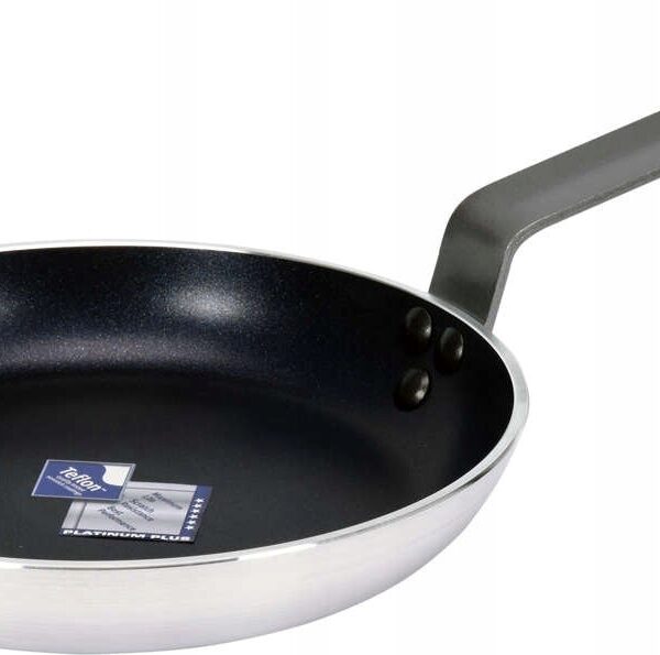 Patelnia aluminiowa teflon 240cm.