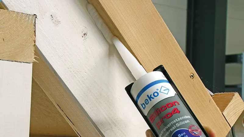 Silicon universalny 310ml czarny PRO4