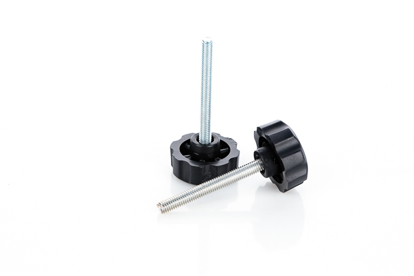 Pokrętło z trzpieniem gwintowanym POK 01 FI 32 M6*35 672