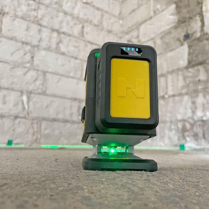 Laser krzyżowy CL4g + statyw SJJ-M1 EX