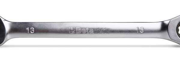 Klucz płasko-oczkowy z grzechotką 10