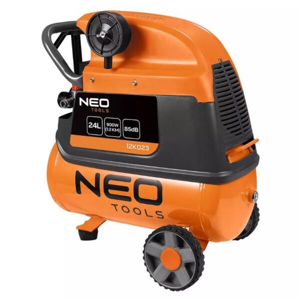 Kompresor olejowy 24L 135L/M 8 BAR 900W