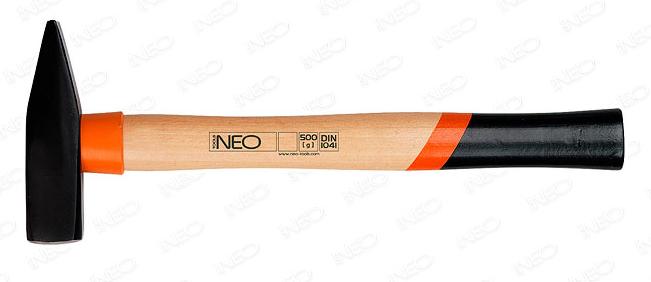 Młotek ślusarski hartowany, trzonek drewniany 100g